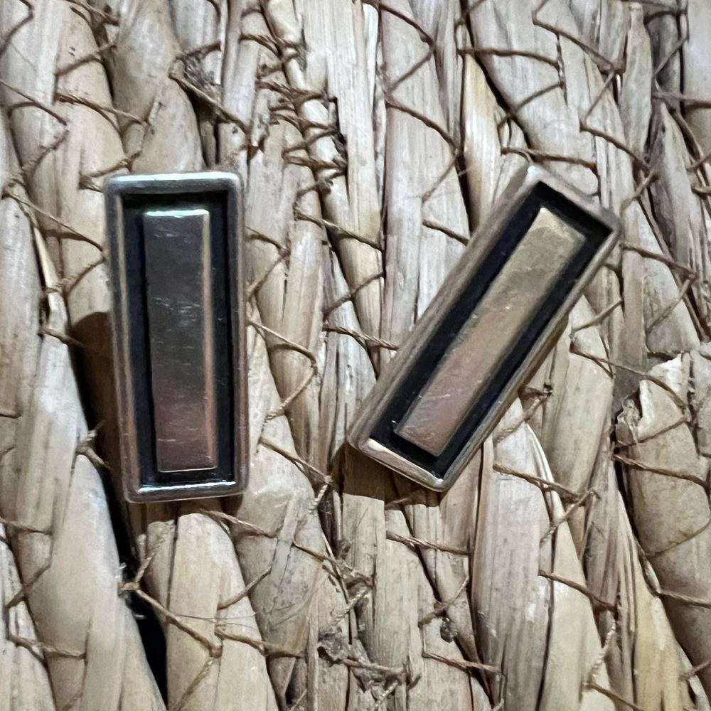 Silver And Black Rectangular Earrings - image 2